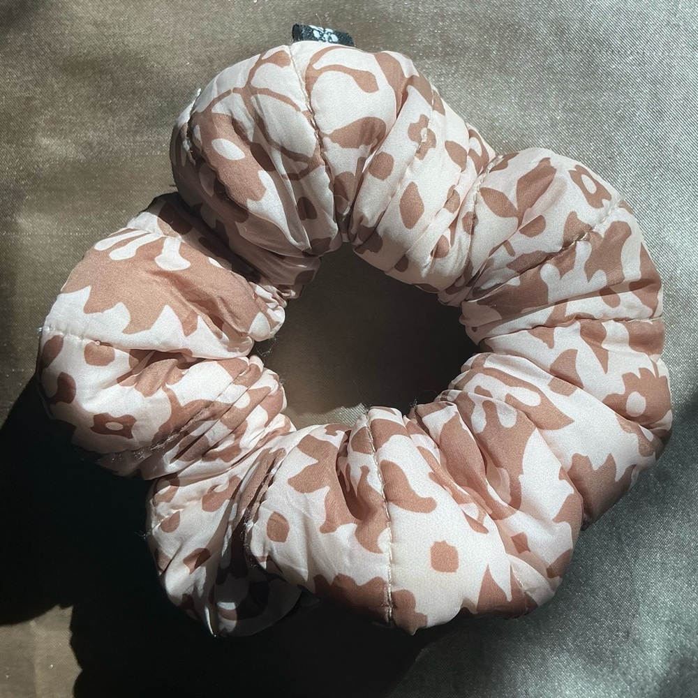 Free People Tan & Pale Pink Sports Puffer Scrunchie